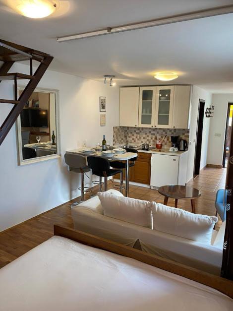Studio Apartman Meli Apartment Porec Exterior photo