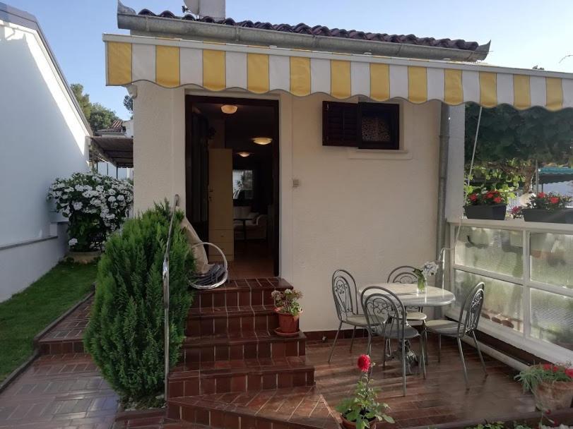 Studio Apartman Meli Apartment Porec Exterior photo